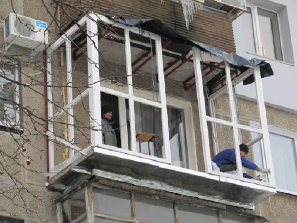 Расширение и капитальный ремонт балконов